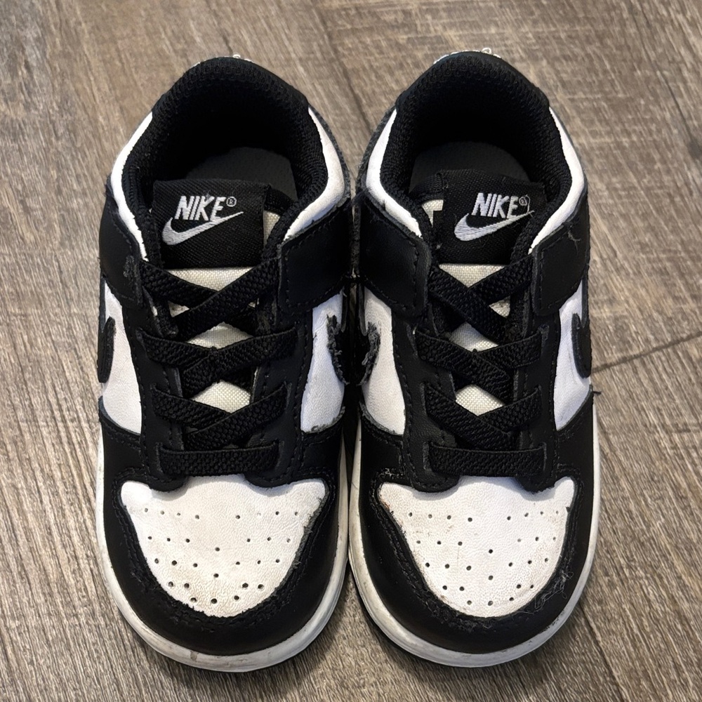 Nike Kids Black and White Sneakers